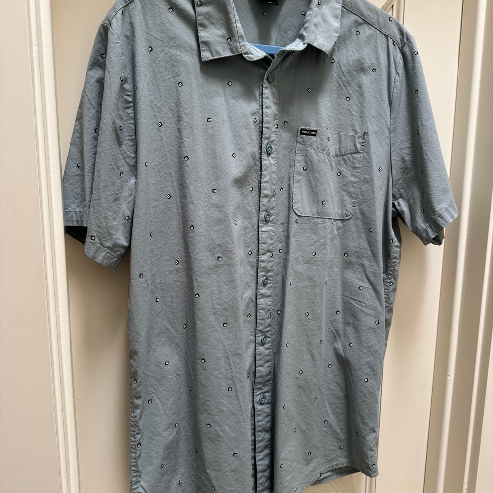 Men's Short Sleeve Button Up Shirt